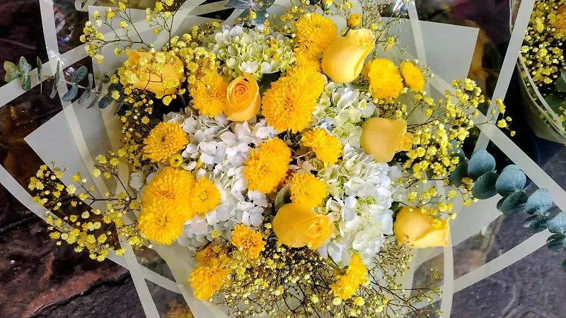 Flores amarillas
